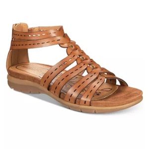 Baretraps Kaiser Flat Gladiator Sandals w/box 6.5